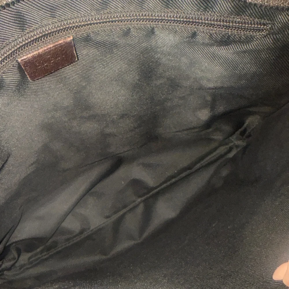 💯Gucci Tan and Brown Monogram Messenger Bag